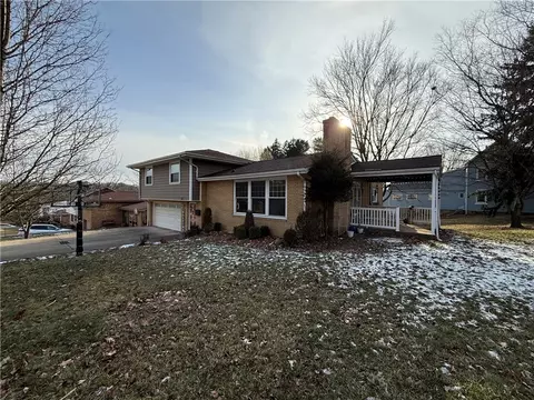103 Willett Dr, Verona, PA 15147