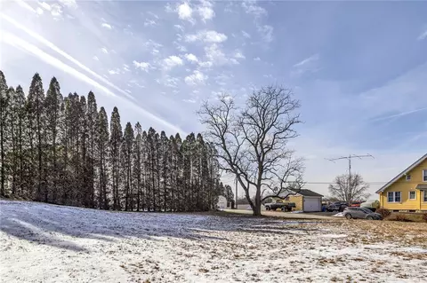 - Soltis, Irwin, PA 15642 photo 3