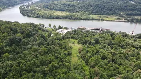 88 Low Hill Rd, Centerville, PA 15417