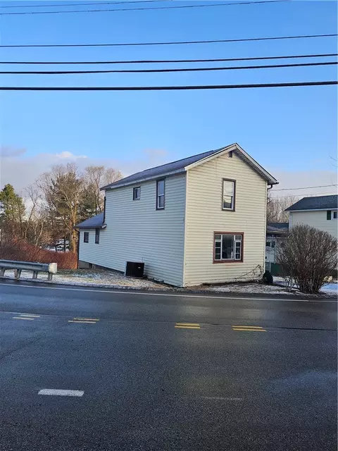 417 Bairdford Rd, Bairdford, PA 15006