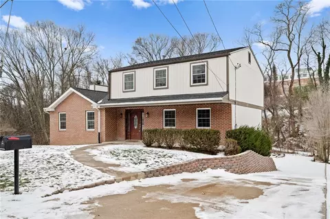 200 Pinchtown Rd, Pittsburgh, PA 15236