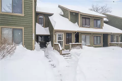 5103 Summit Dr, Hidden Valley, PA 15502