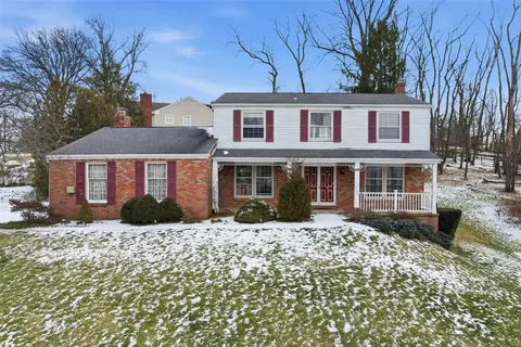 1344 Greystone Dr, Pittsburgh, PA 15241