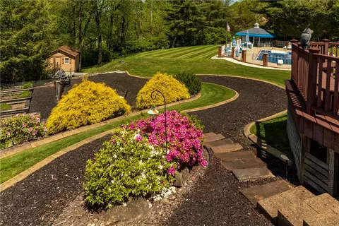 Exterior - 462 Adele Dr, Irwin, PA 15642 photo 20 of 21