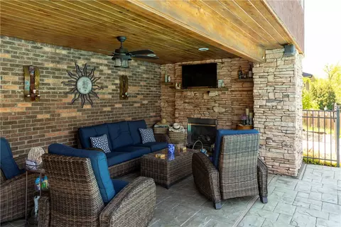 Exterior - 462 Adele Dr, Irwin, PA 15642 photo 16 of 21