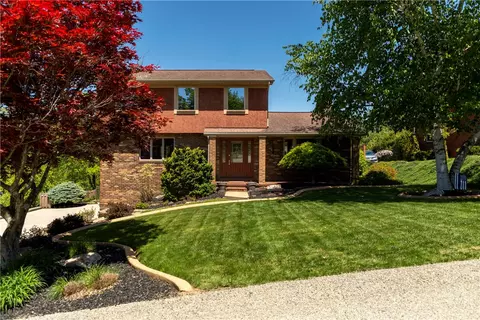 462 Adele Dr, Irwin, PA 15642
