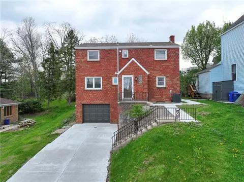 4448 Valley View St, Pittsburgh, PA 15214