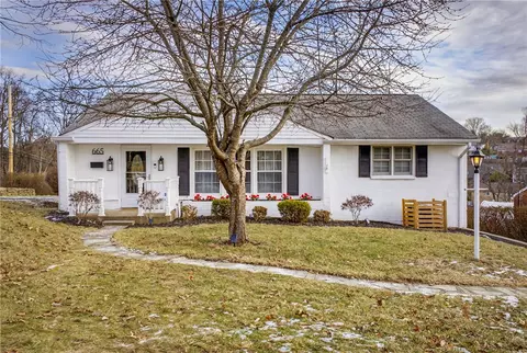 665 Moreland Dr, Pittsburgh, PA 15243