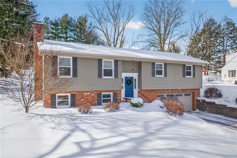 909 Bebout Rd, Venetia, PA 15367