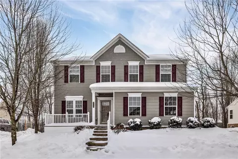 213 Bucktail Dr, Cranberry Township, PA 16066