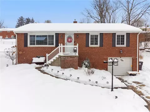 5269 Colewood Dr, Pittsburgh, PA 15236