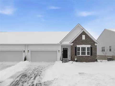 2724 Marra Dr, Gibsonia, PA 15044