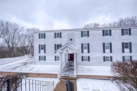 501 Camelot Dr #501, Pittsburgh, PA 15237