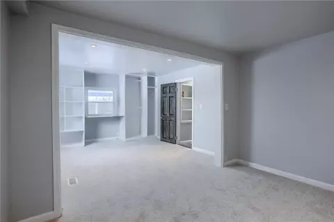 Bedroom - 457 E Crestview Dr, Transfer, PA 16154 photo 2 of 8