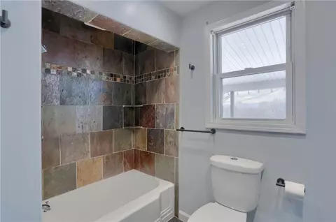 Bath - 457 E Crestview Dr, Transfer, PA 16154 photo 1 of 2