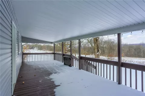 Exterior - 457 E Crestview Dr, Transfer, PA 16154 photo 4 of 8