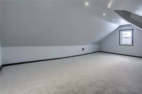 Bedroom - 457 E Crestview Dr, Transfer, PA 16154 photo 8 of 8