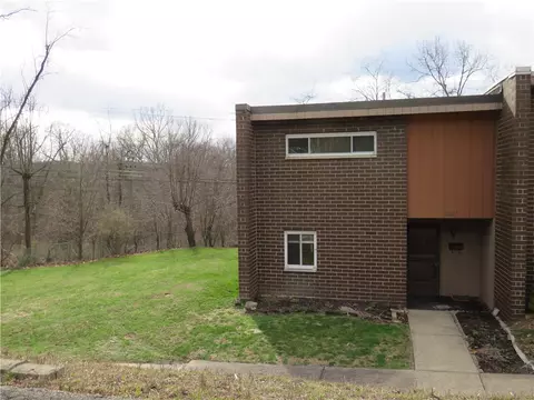 101 Rivermont Ct #101, Cheswick, PA 15024