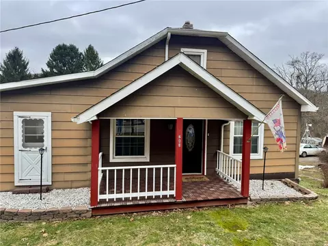 283 Argyle St, Petrolia, PA 16050