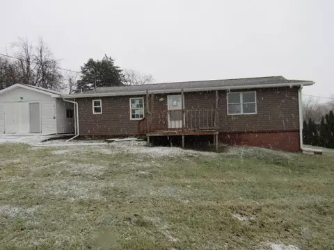 512 Bessemer Rd, Mount Pleasant, PA 15666