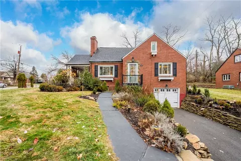 112 Locust Ln, Pittsburgh, PA 15241