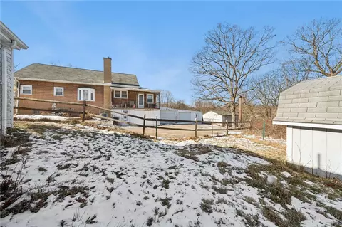 Exterior - 1609 Old Brodhead Rd, Monaca, PA 15061 photo 8 of 9