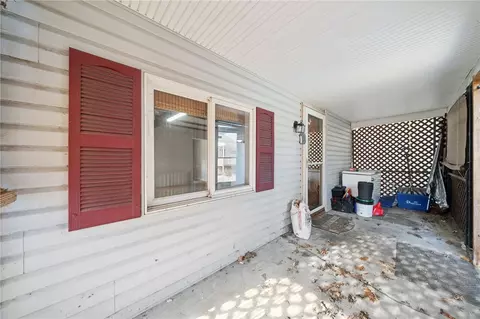 Exterior - 1609 Old Brodhead Rd, Monaca, PA 15061 photo 2 of 9