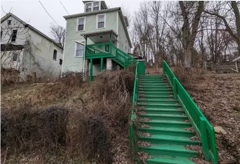 514 S Main St, Masontown, PA 15461