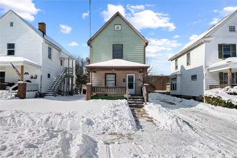 768 Baldwin Ave, Sharon, PA 16146
