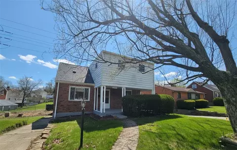 1034 Elwell St, Pittsburgh, PA 15207