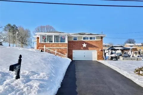 210 Highland Dr, Elizabeth, PA 15037