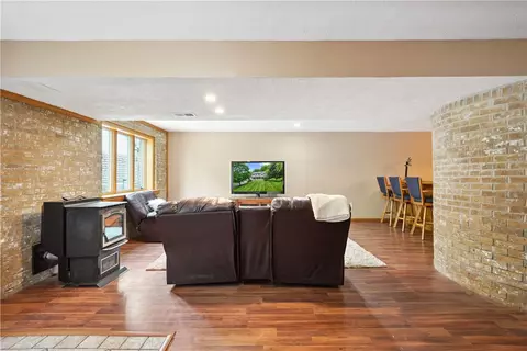 Living - 565 Leeper Rd, Georgetown, PA 15043 photo 3 of 3
