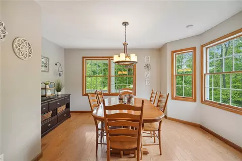 Dining - 565 Leeper Rd, Georgetown, PA 15043 photo 2 of 2