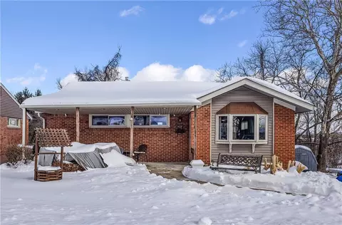 422 Dunbar Dr, Pittsburgh, PA 15235