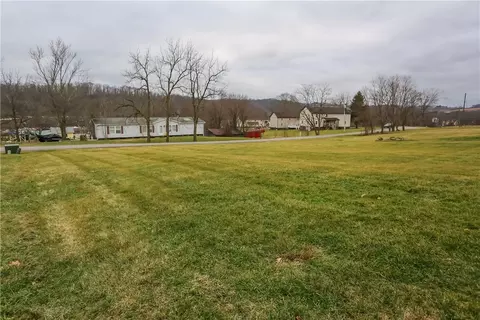 lot Apt 3 South St, Burgettstown, PA 15021