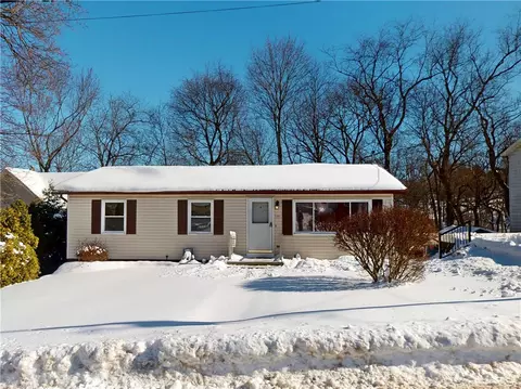 135 Thomas Ave, Butler, PA 16001