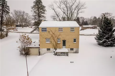 2573 Nicholson Rd, Sewickley, PA 15143