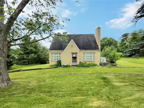 2573 Nicholson Rd, Sewickley, PA 15143