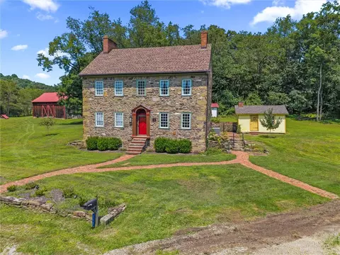 117 White Thorn Rd, New Alexandria, PA 15670