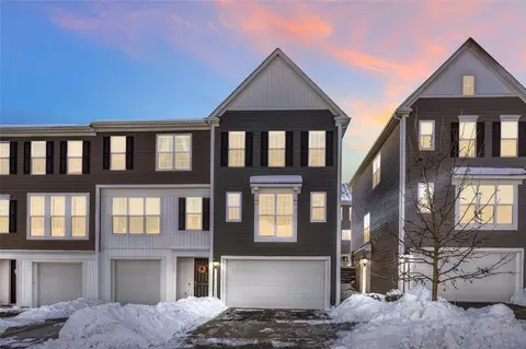 1133 Sray Ln, Bridgeville, PA 15017