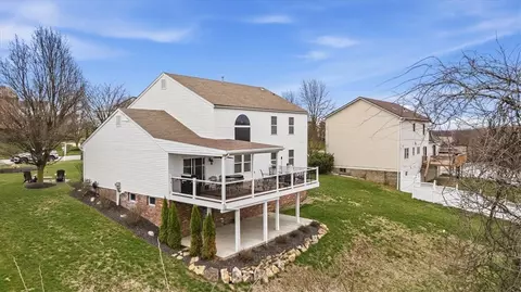 Exterior - 140 Cedar Ridge Dr, Monaca, PA 15061 photo 6 of 6