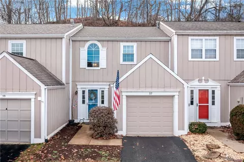 57 New London Ln, Oakmont, PA 15139