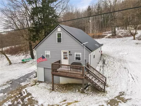 3406 Wayne Rd, Reynoldsville, PA 15851