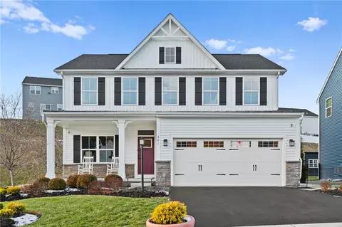 301 Shanleigh Dr, Zelienople, PA 16063