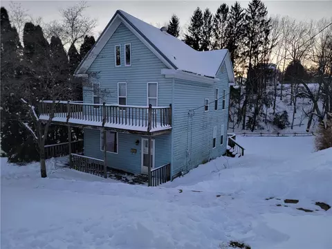 117 Beyer Ave, Punxsutawney, PA 15767