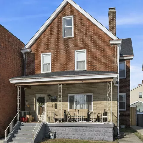 7017 Blackhawk St, Pittsburgh, PA 15218