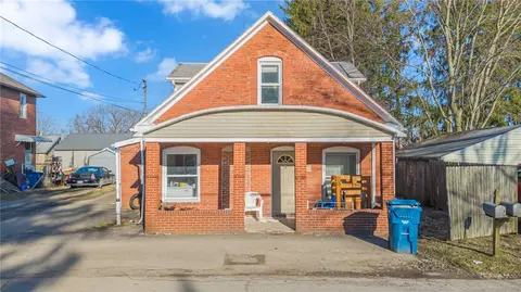 8 Elm St, Bessemer, PA 16112
