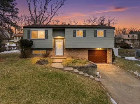 392 Seminole, Pittsburgh, PA 15237