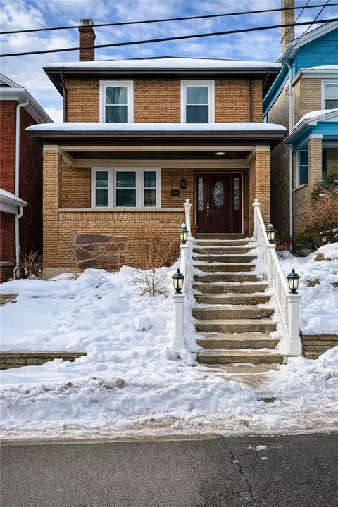 2812 Brentwood Ave, Pittsburgh, PA 15227