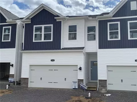 218 Paddock Ln, Harmony, PA 16037
